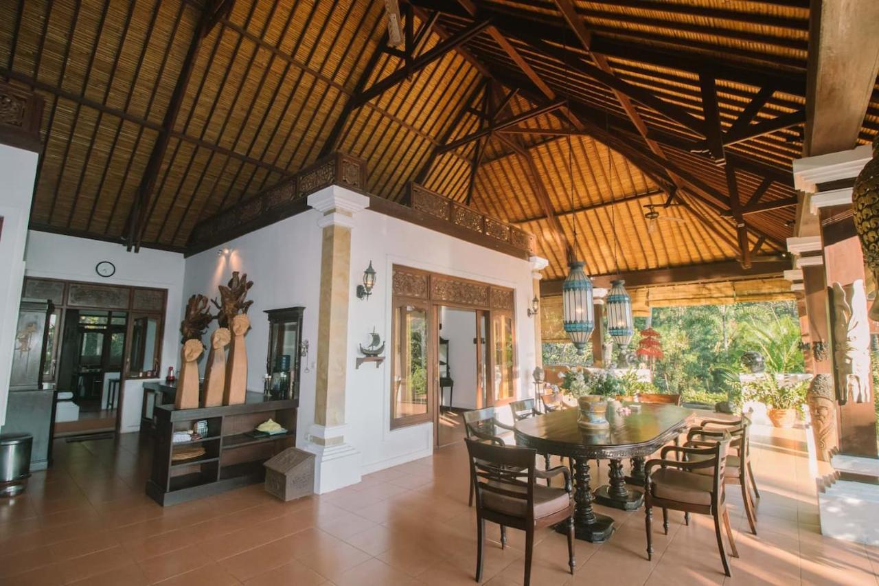 Bali North Beach B&B Tianyar Екстер'єр фото