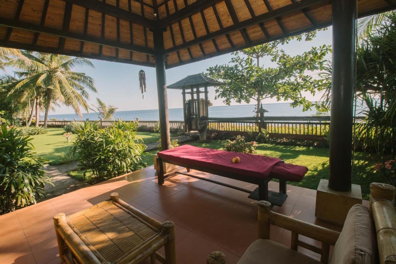 Bali North Beach B&B Tianyar Екстер'єр фото