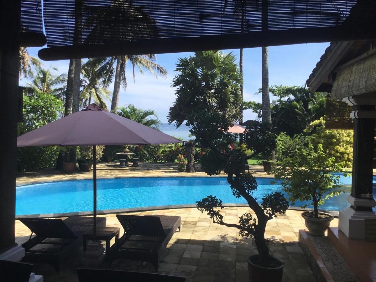 Bali North Beach B&B Tianyar Екстер'єр фото